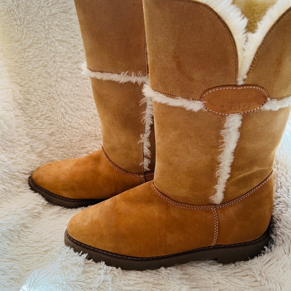 NWOT Tan Baretraps Genuine Leather Upper Boots - Size 8.5 M